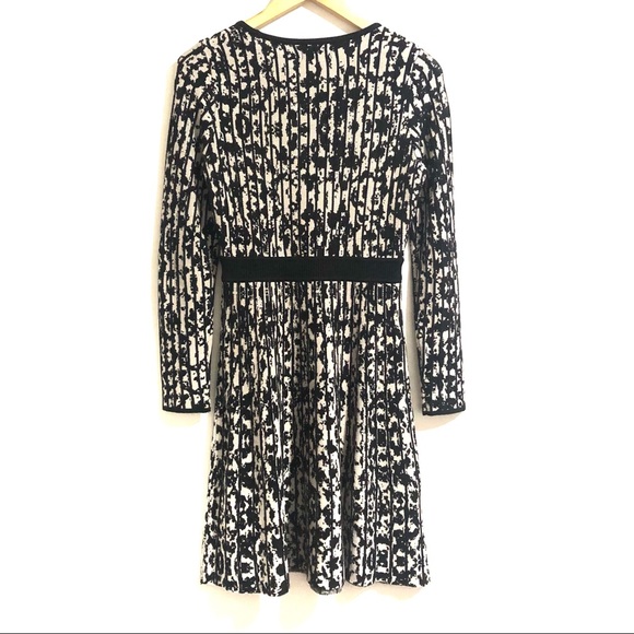💙3/$25 CALVIN KLEIN Midi A-Line Knit Sweater Dress Sz PS - Picture 2 of 7